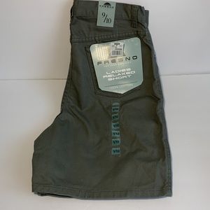 VTG 90’s Ladies Relaxed Shorts SZ 29 (9/10) FRESNO The Jean Company Hi Waist NWT